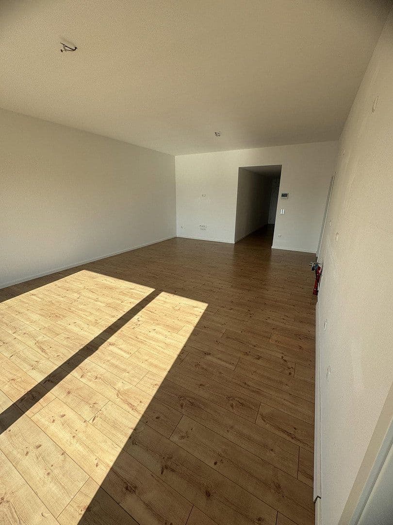 Prenájom bytu 3-izbový 104 m², An der Brennerei 11, Mötzing, Bavorsko Prenájom bytu 3-izbový 104 m², An der Brennerei 11, Mötzing, Bavorsko