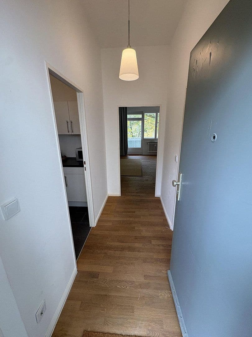 Predaj bytu 1-izbový 40 m², Güntzelstr.66, Berlin, Berlín Predaj bytu 1-izbový 40 m², Güntzelstr.66, Berlin, Berlín