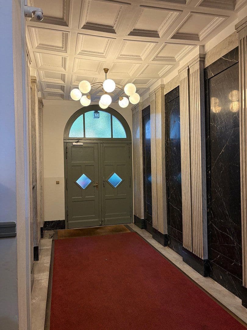 Predaj bytu 1-izbový 40 m², Güntzelstr.66, Berlin, Berlín Predaj bytu 1-izbový 40 m², Güntzelstr.66, Berlin, Berlín