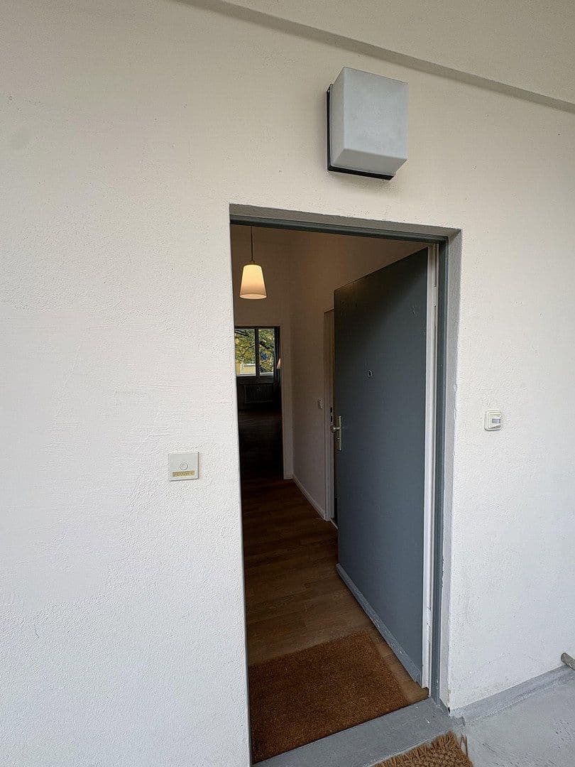 Predaj bytu 1-izbový 40 m², Güntzelstr.66, Berlin, Berlín Predaj bytu 1-izbový 40 m², Güntzelstr.66, Berlin, Berlín