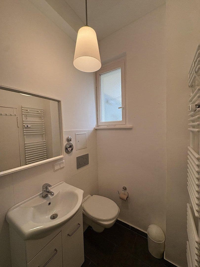 Predaj bytu 1-izbový 40 m², Güntzelstr.66, Berlin, Berlín Predaj bytu 1-izbový 40 m², Güntzelstr.66, Berlin, Berlín