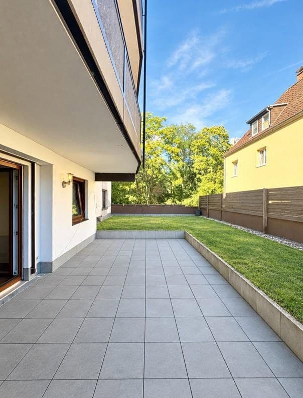 Predaj bytu 3-izbový 93 m², Frankfurt, Hesensko Predaj bytu 3-izbový 93 m², Frankfurt, Hesensko