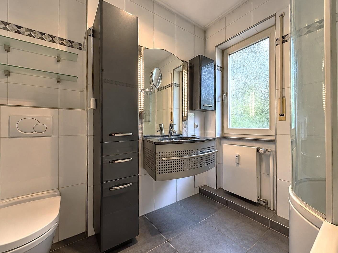 Predaj bytu 3-izbový 93 m², Frankfurt, Hesensko Predaj bytu 3-izbový 93 m², Frankfurt, Hesensko