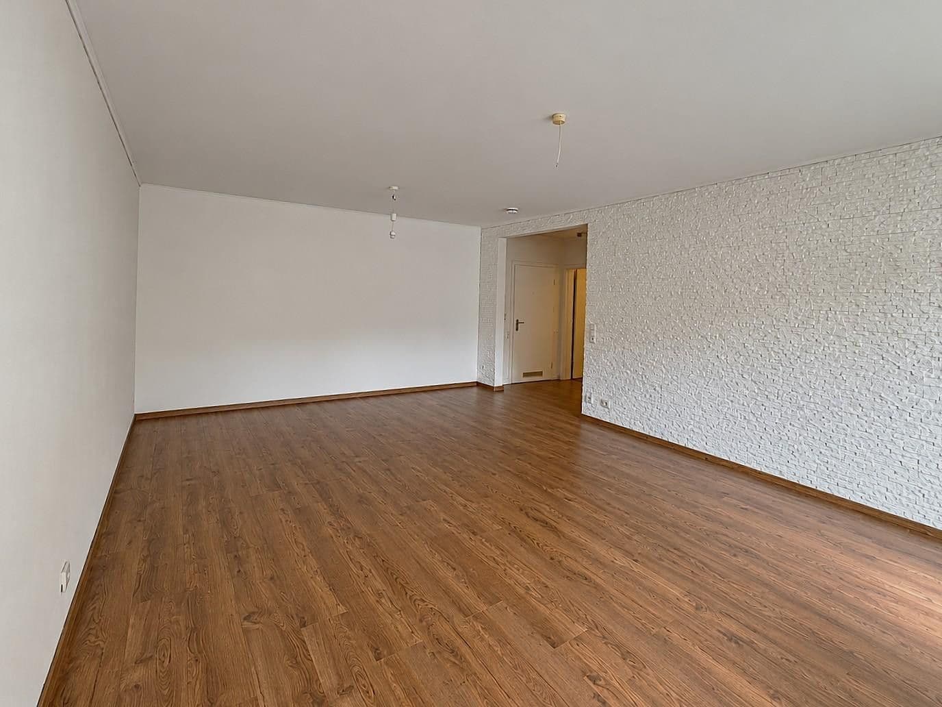 Predaj bytu 3-izbový 93 m², Frankfurt, Hesensko Predaj bytu 3-izbový 93 m², Frankfurt, Hesensko