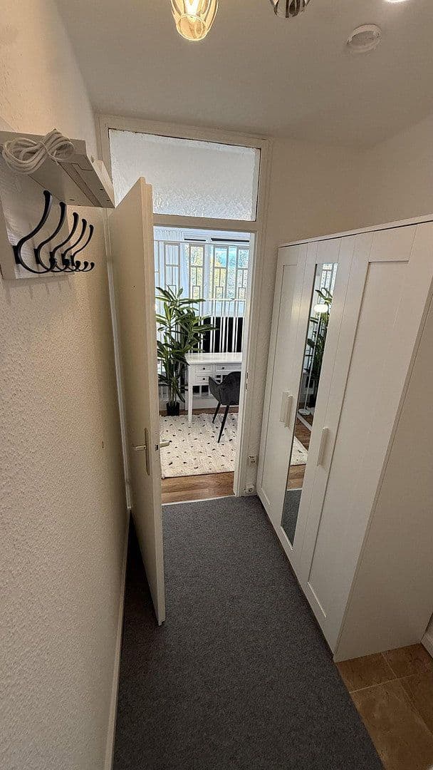 Prenájom bytu 1-izbový 30 m², Paul-Gerhard-Allee 44, München-Pasing-Obermenzing, Bavorsko Prenájom bytu 1-izbový 30 m², Paul-Gerhard-Allee 44, München-Pasing-Obermenzing, Bavorsko