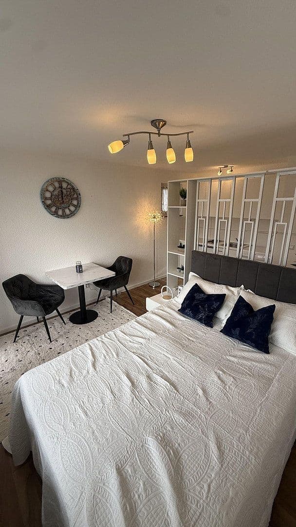 Prenájom bytu 1-izbový 30 m², Paul-Gerhard-Allee 44, München-Pasing-Obermenzing, Bavorsko Prenájom bytu 1-izbový 30 m², Paul-Gerhard-Allee 44, München-Pasing-Obermenzing, Bavorsko