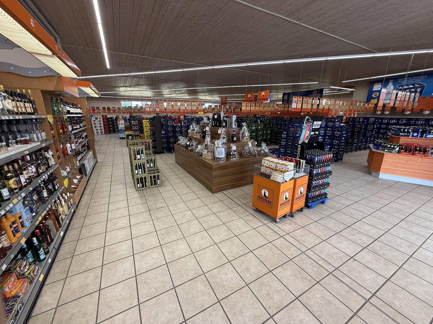 Predaj nebytového priestoru 1.968 m², Angerweiher 5A, Nabburg, Bavorsko Predaj nebytového priestoru 1.968 m², Angerweiher 5A, Nabburg, Bavorsko