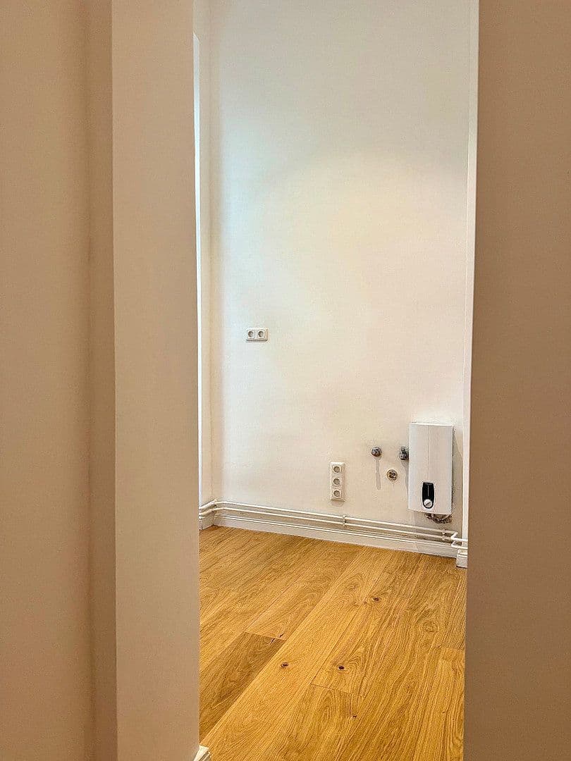 Predaj bytu 1-izbový 27 m², Berlin, Berlín Predaj bytu 1-izbový 27 m², Berlin, Berlín