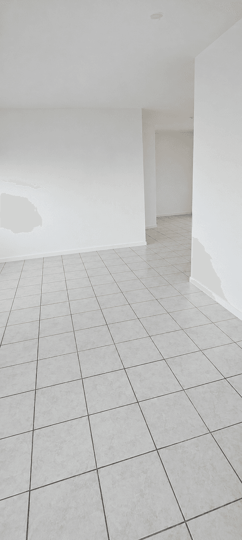 Prenájom bytu 2-izbový 61 m², Lauffen am Neckar, Bádensko-Wurttembersko Prenájom bytu 2-izbový 61 m², Lauffen am Neckar, Bádensko-Wurttembersko
