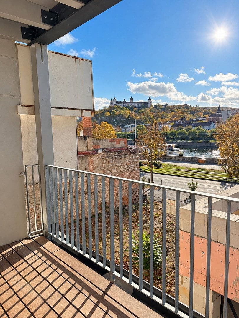 Prenájom bytu 4-izbový 98 m², Gerberstraße 17, Würzburg, Bavorsko Prenájom bytu 4-izbový 98 m², Gerberstraße 17, Würzburg, Bavorsko