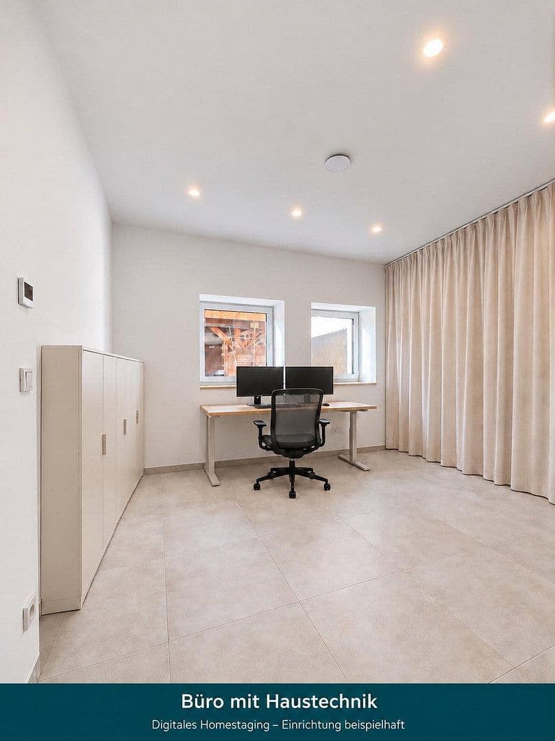 Prenájom bytu 5-izbový 140 m², Haupstr. 23, Coswig, Sasko Prenájom bytu 5-izbový 140 m², Haupstr. 23, Coswig, Sasko