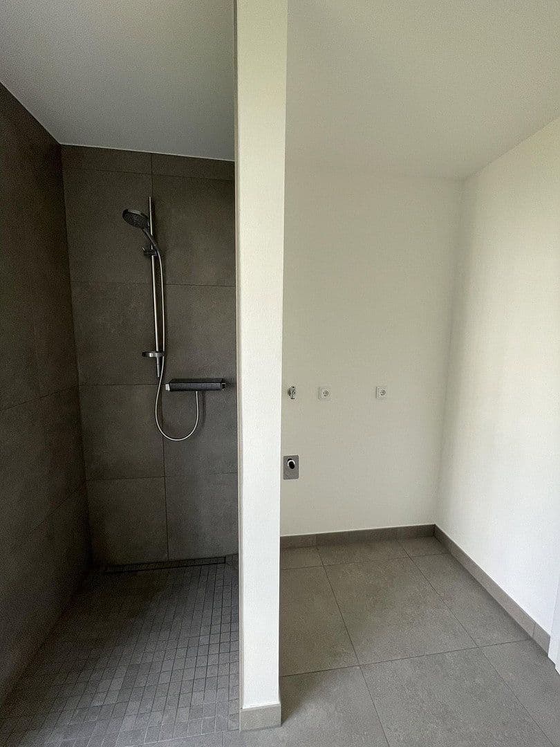 Prenájom bytu 3-izbový 96 m², Bruchstraße 4-6, Simmerath, Severné Porýnie - Westfálsko Prenájom bytu 3-izbový 96 m², Bruchstraße 4-6, Simmerath, Severné Porýnie - Westfálsko