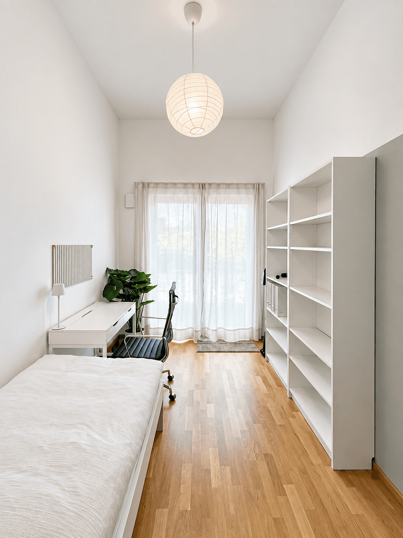 Prenájom bytu 3-izbový 75 m², Hötzlring 20, München, Bavorsko Prenájom bytu 3-izbový 75 m², Hötzlring 20, München, Bavorsko