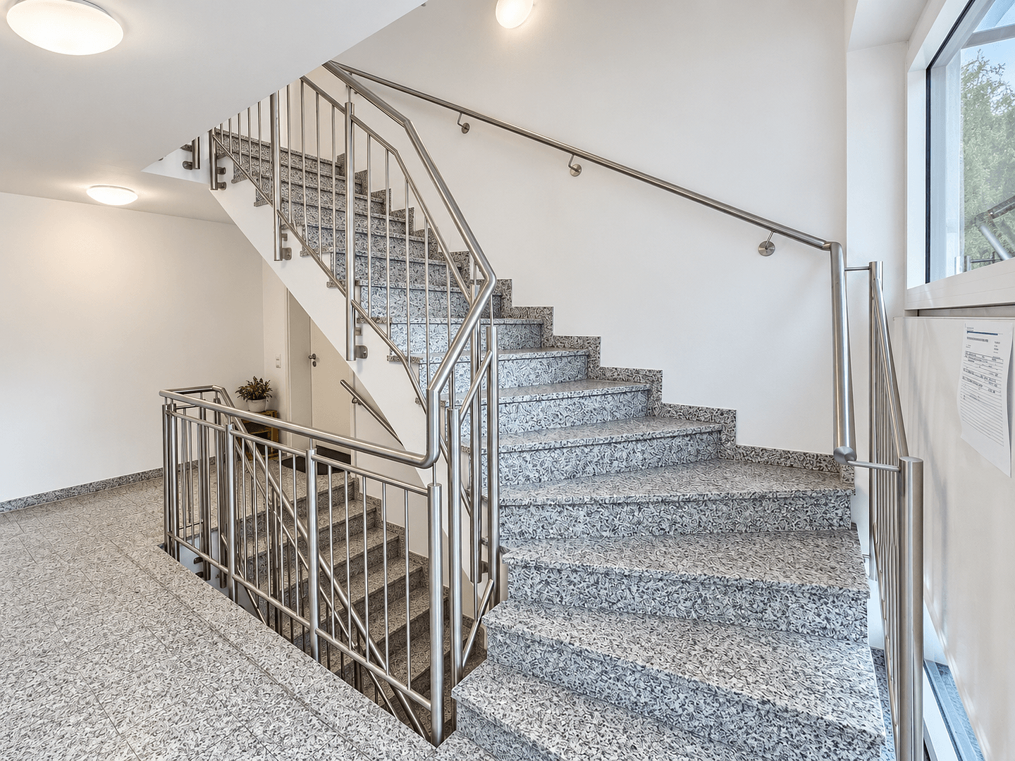 Prenájom bytu 3-izbový 75 m², Hötzlring 20, München, Bavorsko Prenájom bytu 3-izbový 75 m², Hötzlring 20, München, Bavorsko