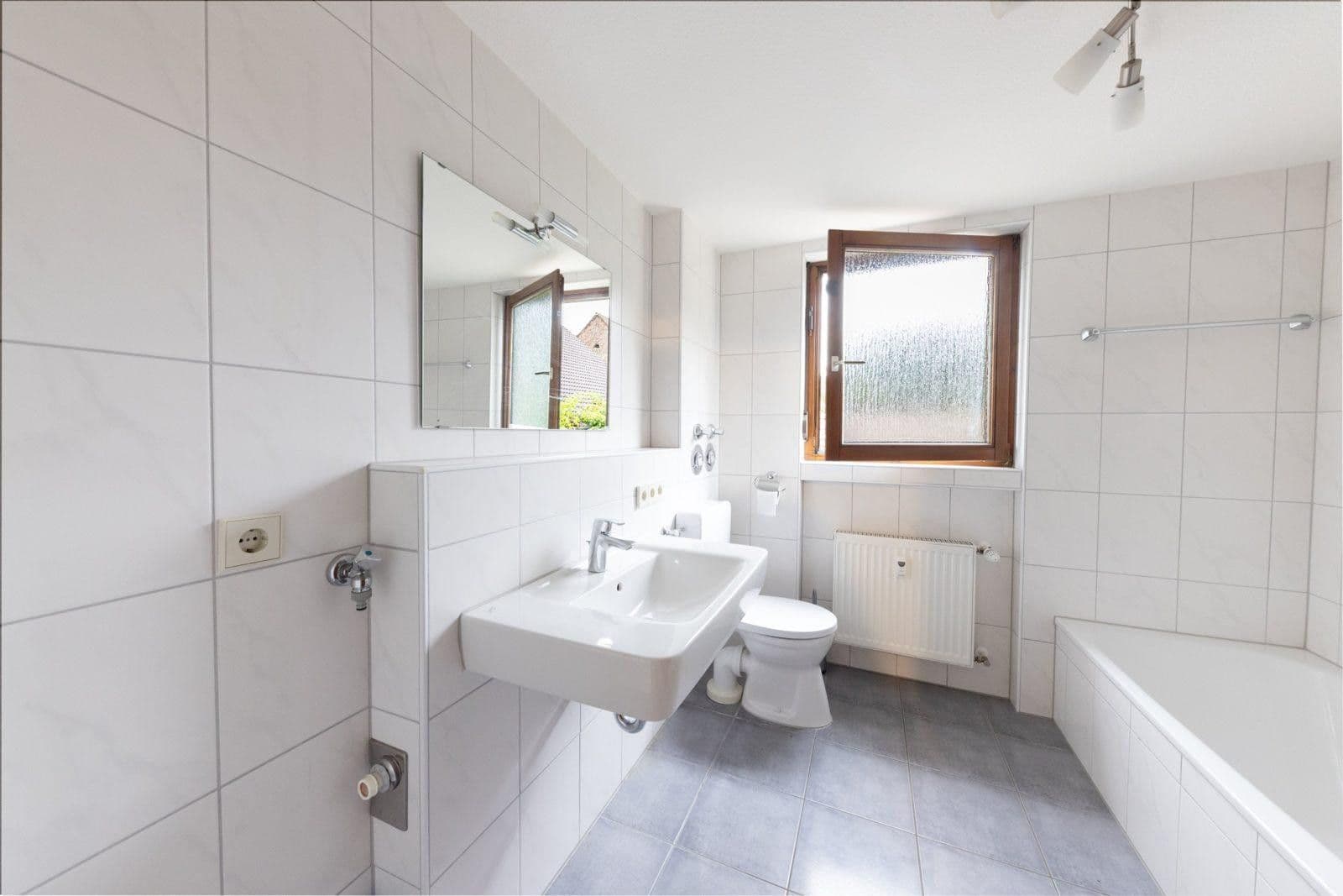 Predaj bytu 3-izbový 84 m², Freiburg-Opfingen, Bádensko-Wurttembersko Predaj bytu 3-izbový 84 m², Freiburg-Opfingen, Bádensko-Wurttembersko