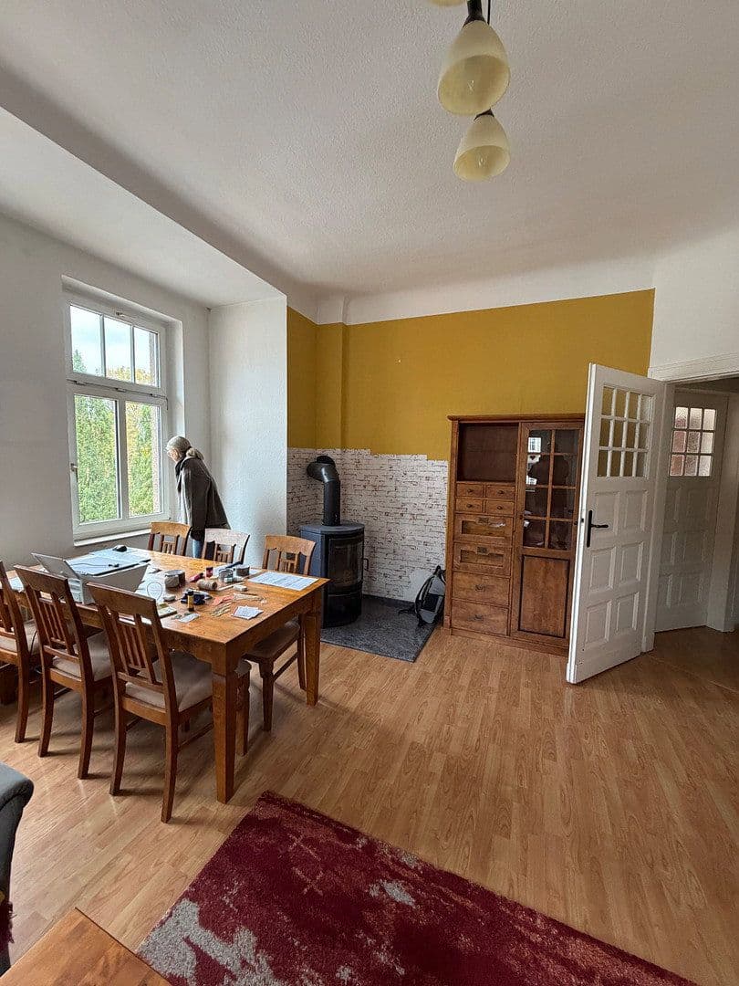 Prenájom bytu 4-izbový 130 m², Eisenach, Durínsko Prenájom bytu 4-izbový 130 m², Eisenach, Durínsko