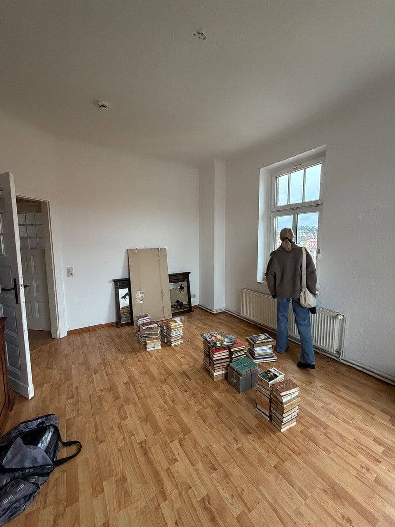 Prenájom bytu 4-izbový 130 m², Eisenach, Durínsko Prenájom bytu 4-izbový 130 m², Eisenach, Durínsko