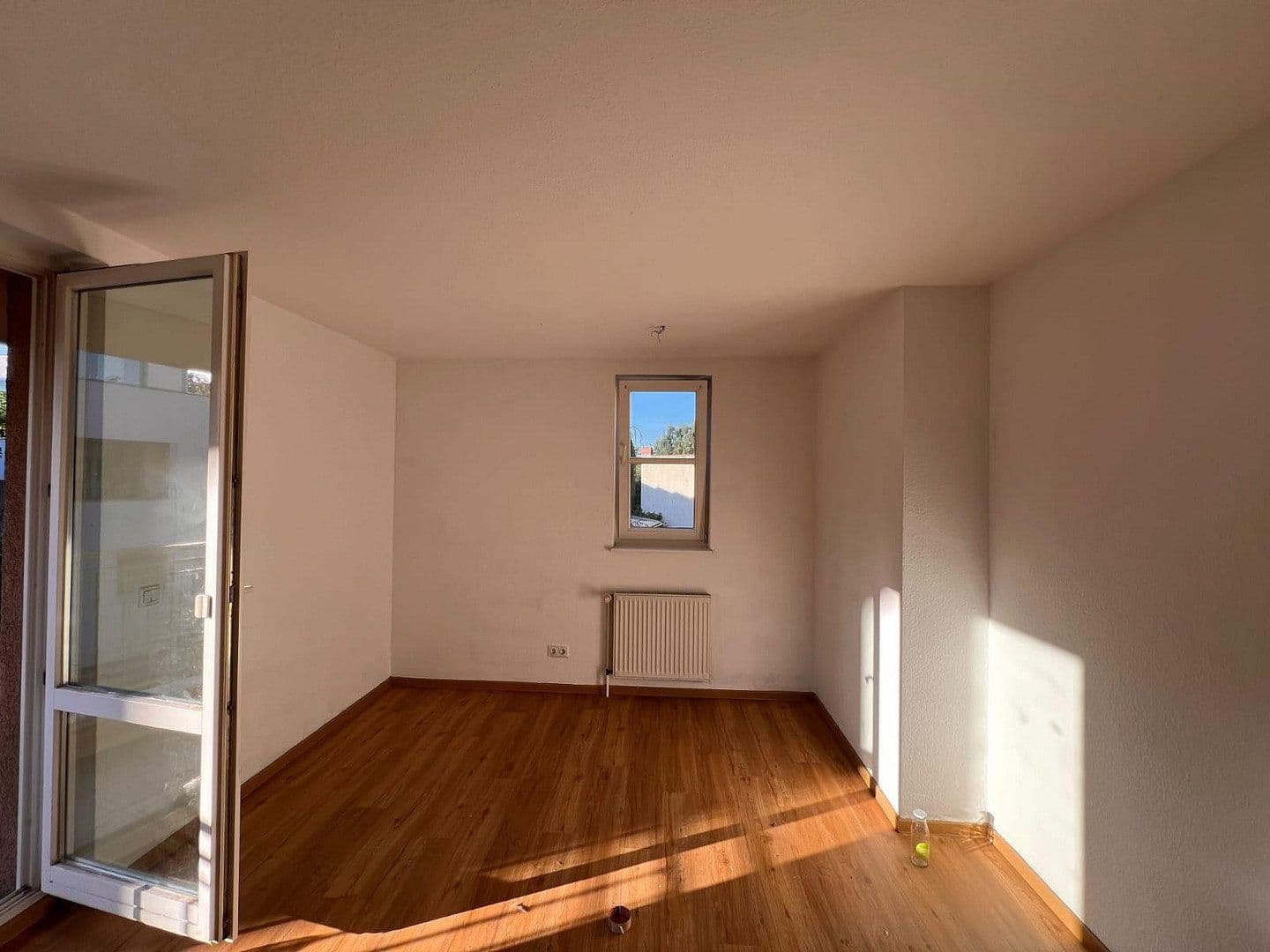 Prenájom bytu 3-izbový 78 m², Friedrich-Ebert-Straße 15, Eberswalde, Brandenbursko Prenájom bytu 3-izbový 78 m², Friedrich-Ebert-Straße 15, Eberswalde, Brandenbursko