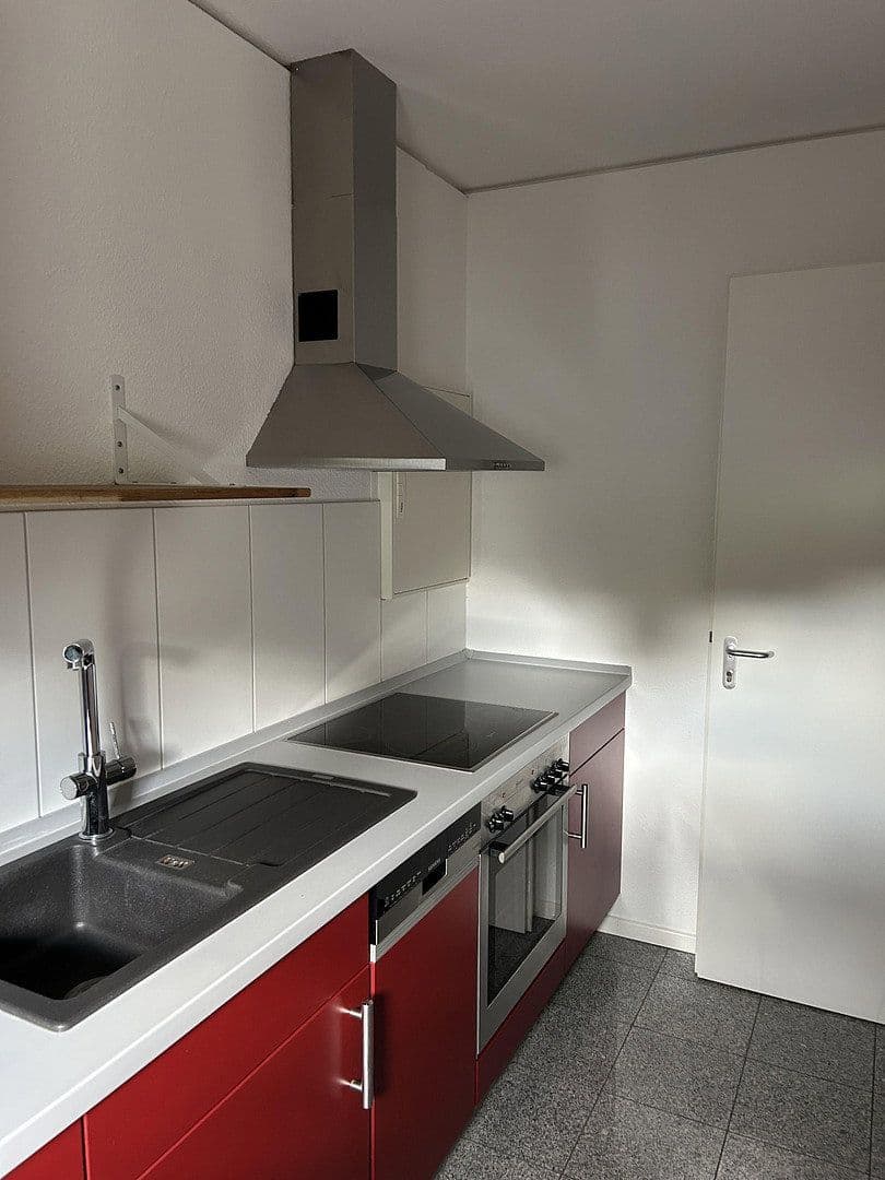 Prenájom kancelárie 130 m², Carl Zeiss Str. 8, Bad Camberg, Hesensko Prenájom kancelárie 130 m², Carl Zeiss Str. 8, Bad Camberg, Hesensko