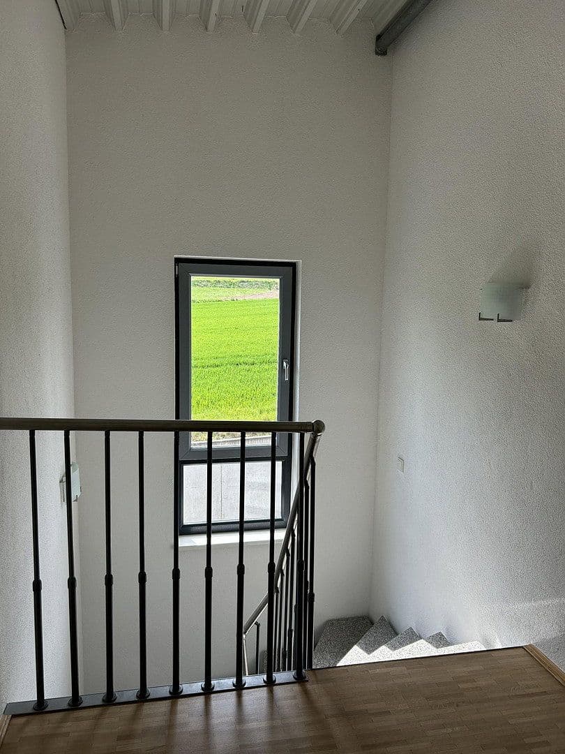 Prenájom kancelárie 130 m², Carl Zeiss Str. 8, Bad Camberg, Hesensko Prenájom kancelárie 130 m², Carl Zeiss Str. 8, Bad Camberg, Hesensko