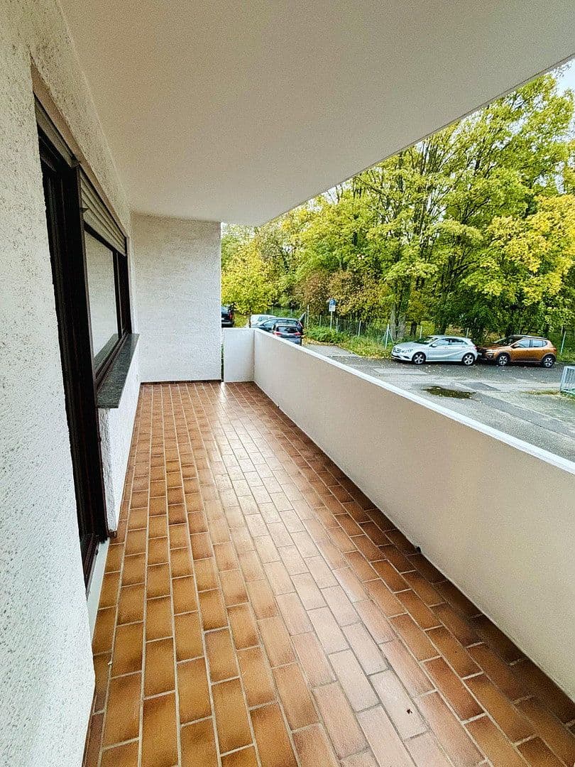 Prenájom bytu 5-izbový 108 m², Leonberg, Bádensko-Wurttembersko Prenájom bytu 5-izbový 108 m², Leonberg, Bádensko-Wurttembersko