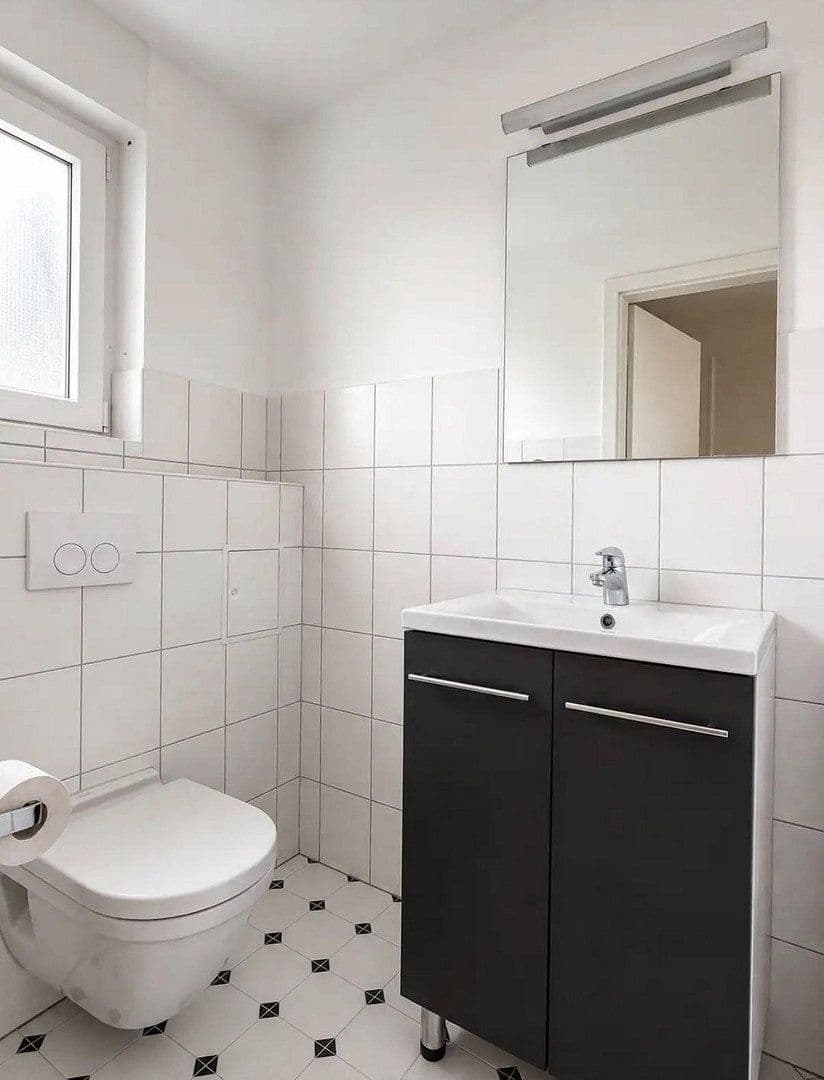 Prenájom domu 140 m², pozemok 250 m², Eschbach, Bádensko-Wurttembersko Prenájom domu 140 m², pozemok 250 m², Eschbach, Bádensko-Wurttembersko