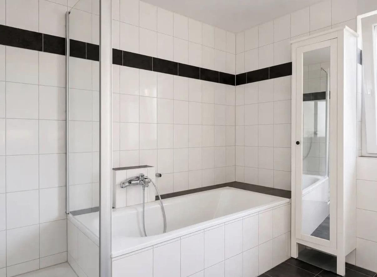 Prenájom domu 140 m², pozemok 250 m², Eschbach, Bádensko-Wurttembersko Prenájom domu 140 m², pozemok 250 m², Eschbach, Bádensko-Wurttembersko