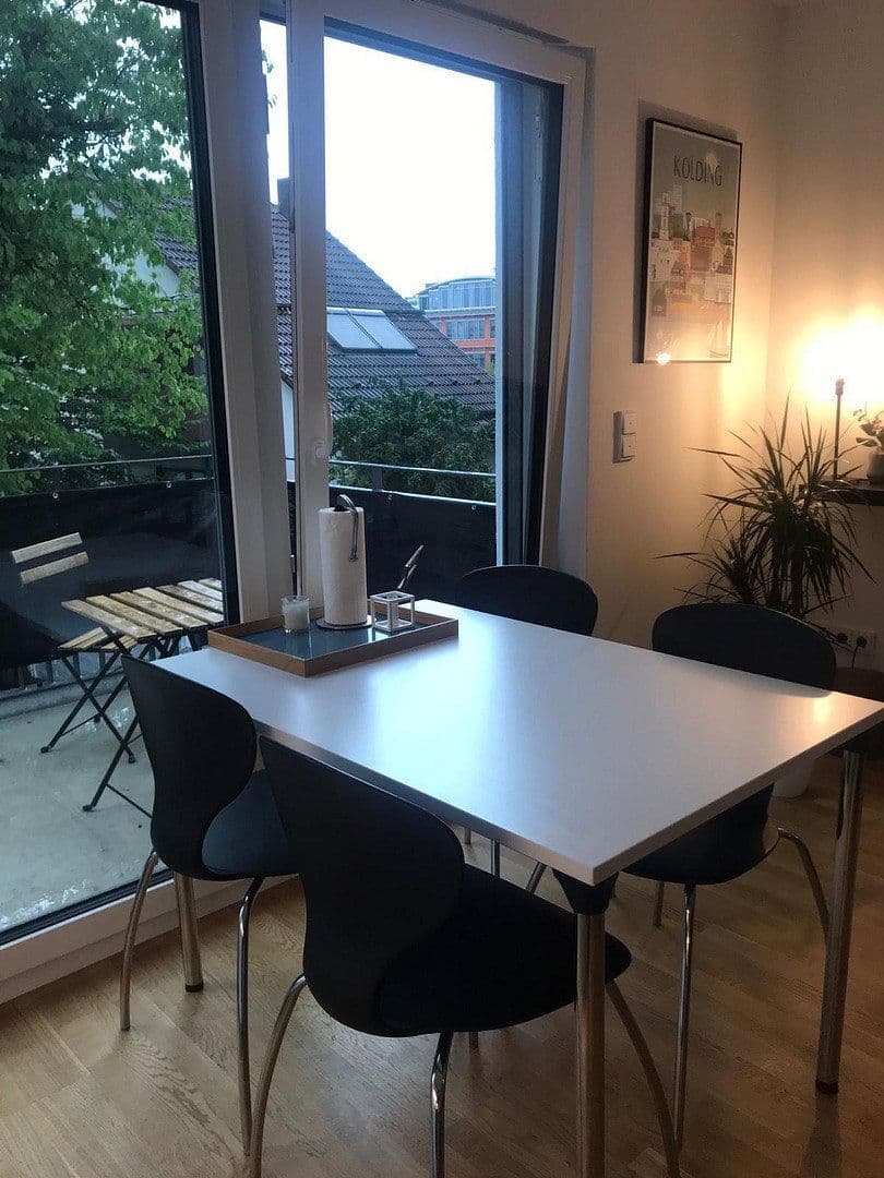 Prenájom bytu 2-izbový 58 m², Kistlerhofstrasse 112b, München, Bavorsko Prenájom bytu 2-izbový 58 m², Kistlerhofstrasse 112b, München, Bavorsko