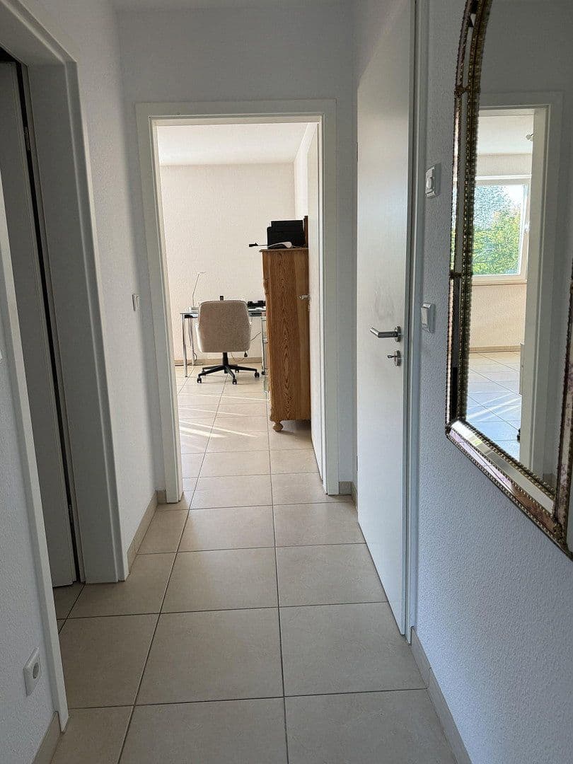 Prenájom bytu 3-izbový 110 m², Meerbusch, Severné Porýnie - Westfálsko Prenájom bytu 3-izbový 110 m², Meerbusch, Severné Porýnie - Westfálsko