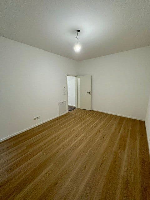 Prenájom bytu 4-izbový 85 m², Mühlstraße 3, Fürth, Bavorsko Prenájom bytu 4-izbový 85 m², Mühlstraße 3, Fürth, Bavorsko