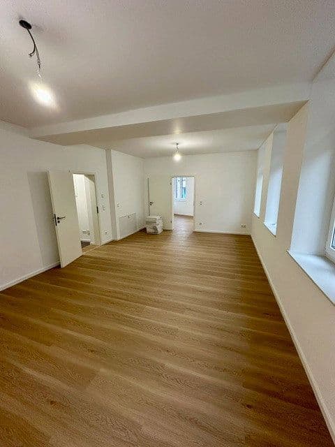 Prenájom bytu 4-izbový 85 m², Mühlstraße 3, Fürth, Bavorsko Prenájom bytu 4-izbový 85 m², Mühlstraße 3, Fürth, Bavorsko