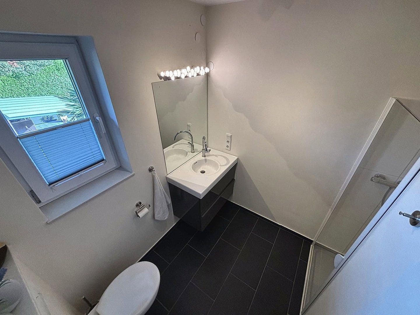 Predaj domu 192 m², pozemok 859 m², Südbrookmerland, Dolné Sasko Predaj domu 192 m², pozemok 859 m², Südbrookmerland, Dolné Sasko