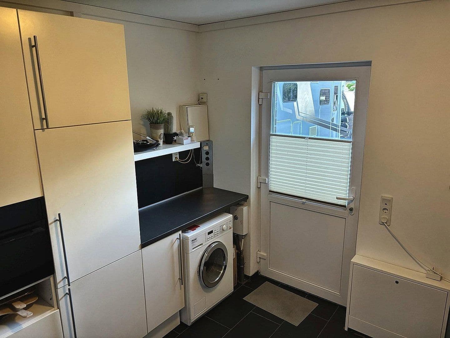 Predaj domu 192 m², pozemok 859 m², Südbrookmerland, Dolné Sasko Predaj domu 192 m², pozemok 859 m², Südbrookmerland, Dolné Sasko