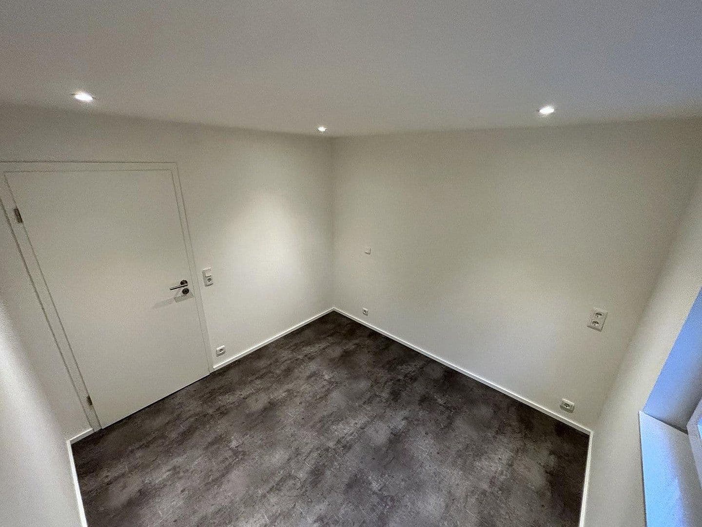 Predaj domu 192 m², pozemok 859 m², Südbrookmerland, Dolné Sasko Predaj domu 192 m², pozemok 859 m², Südbrookmerland, Dolné Sasko