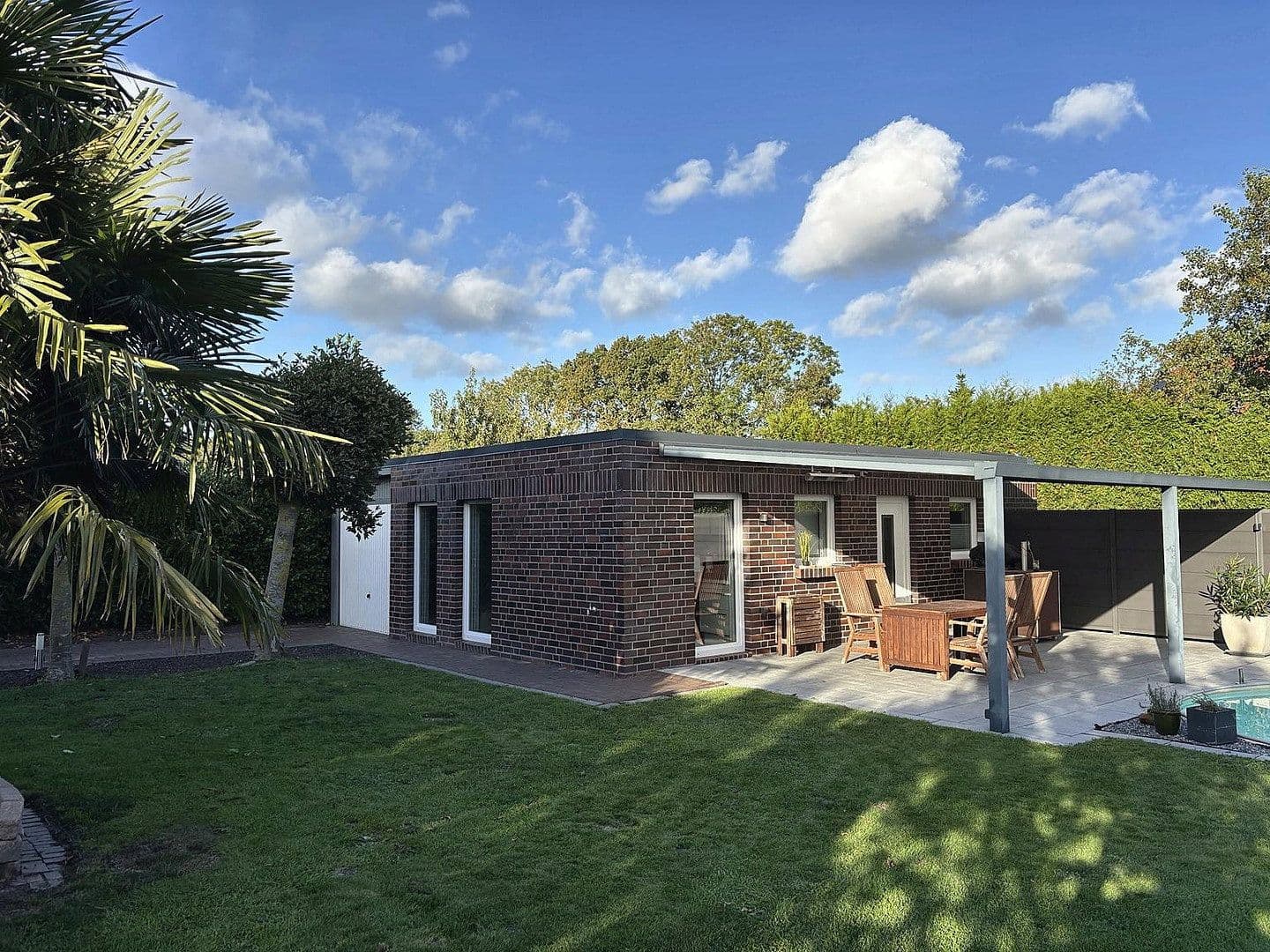 Predaj domu 192 m², pozemok 859 m², Südbrookmerland, Dolné Sasko Predaj domu 192 m², pozemok 859 m², Südbrookmerland, Dolné Sasko