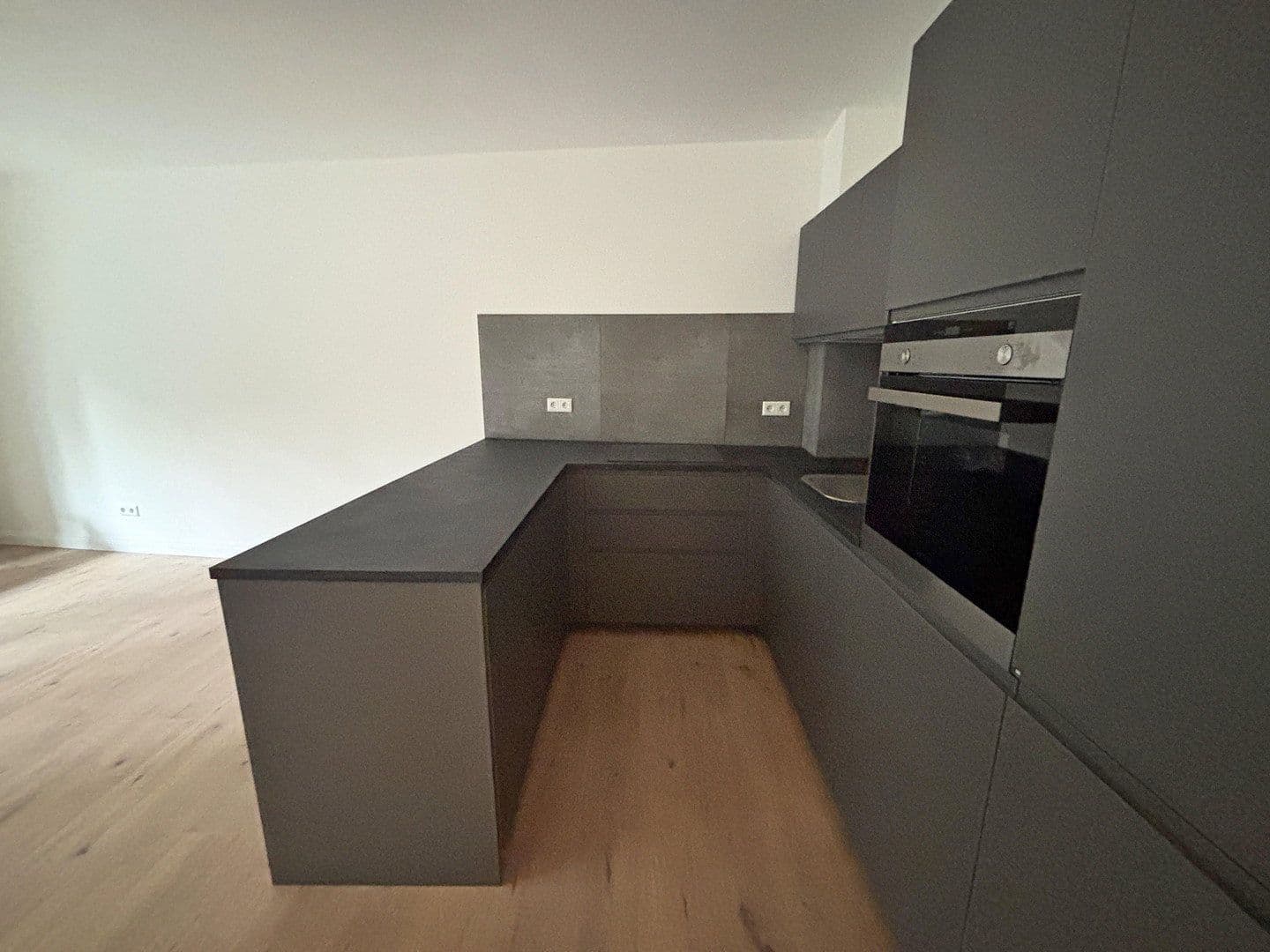 Predaj bytu 3-izbový 72 m², Hamburg, Hamburg Predaj bytu 3-izbový 72 m², Hamburg, Hamburg