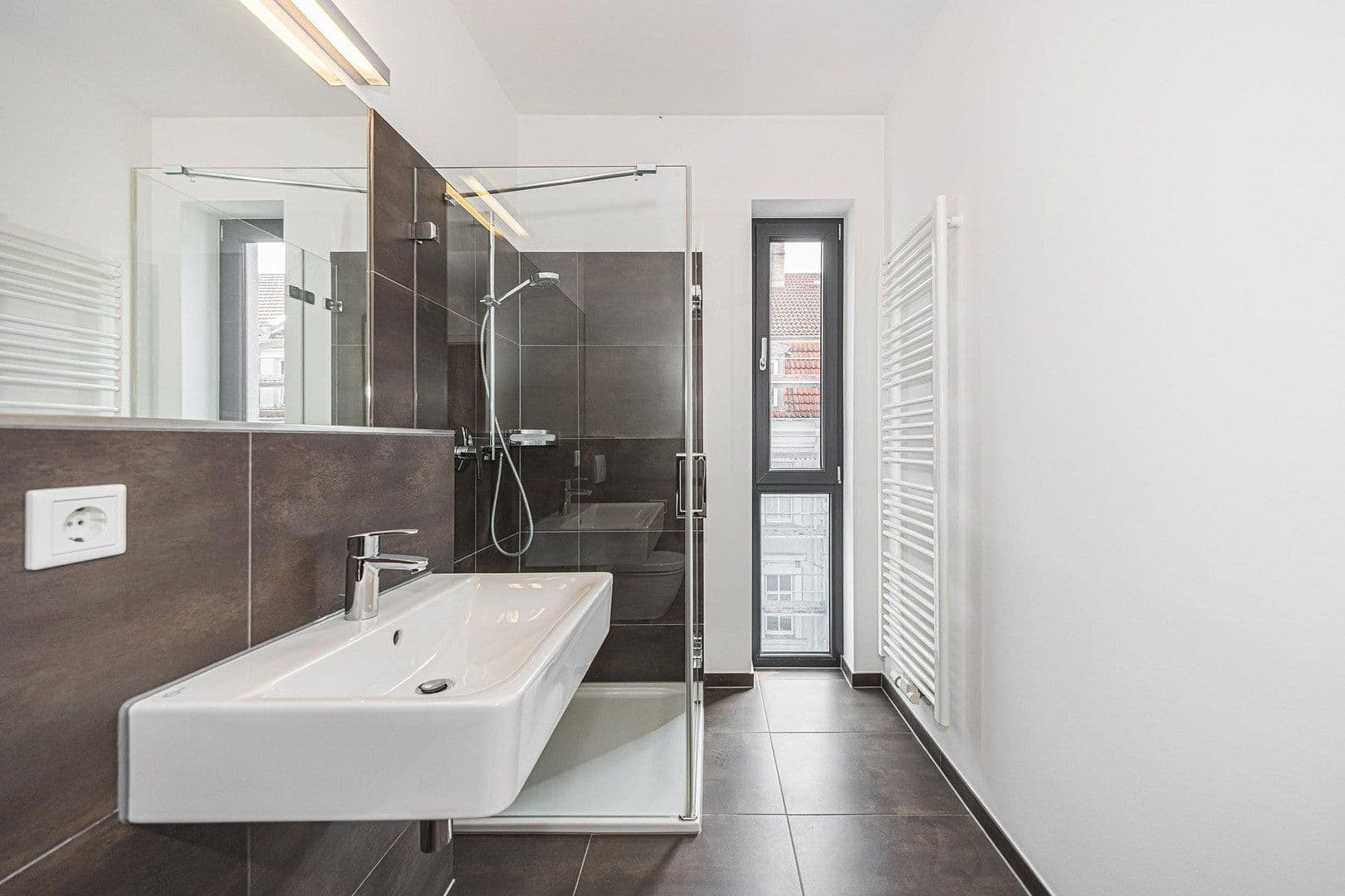 Predaj bytu 5-izbový 156 m², Leipzig, Sasko Predaj bytu 5-izbový 156 m², Leipzig, Sasko