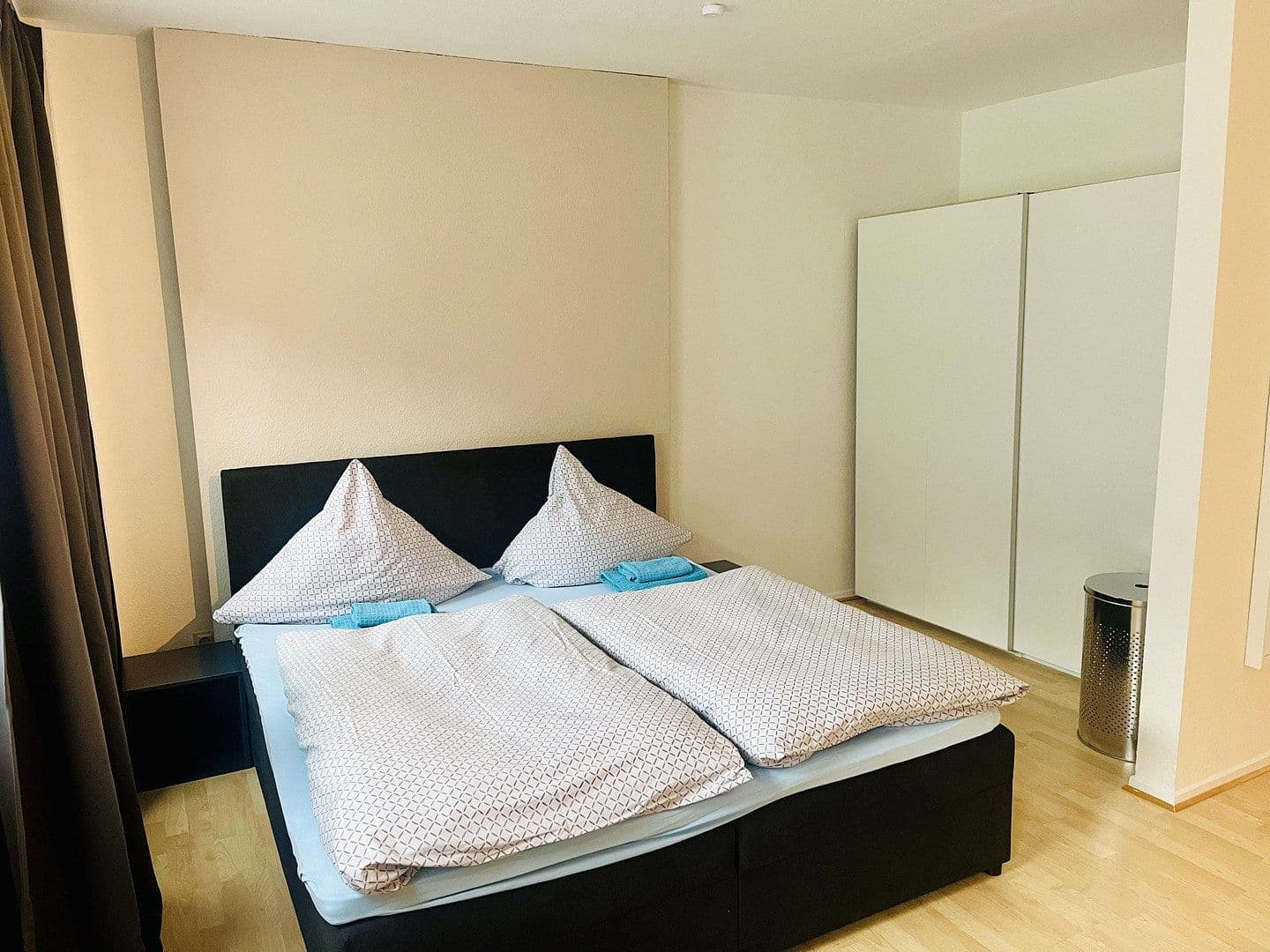 Prenájom bytu 2-izbový 52 m², Köln, Severné Porýnie - Westfálsko Prenájom bytu 2-izbový 52 m², Köln, Severné Porýnie - Westfálsko