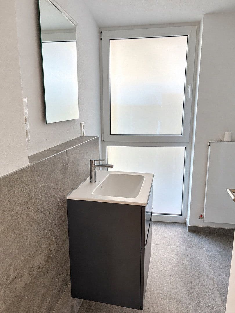 Prenájom bytu 2-izbový 40 m², Würzburg, Bavorsko Prenájom bytu 2-izbový 40 m², Würzburg, Bavorsko