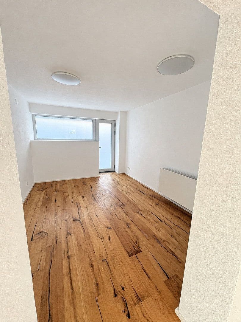 Prenájom bytu 2-izbový 40 m², Würzburg, Bavorsko Prenájom bytu 2-izbový 40 m², Würzburg, Bavorsko