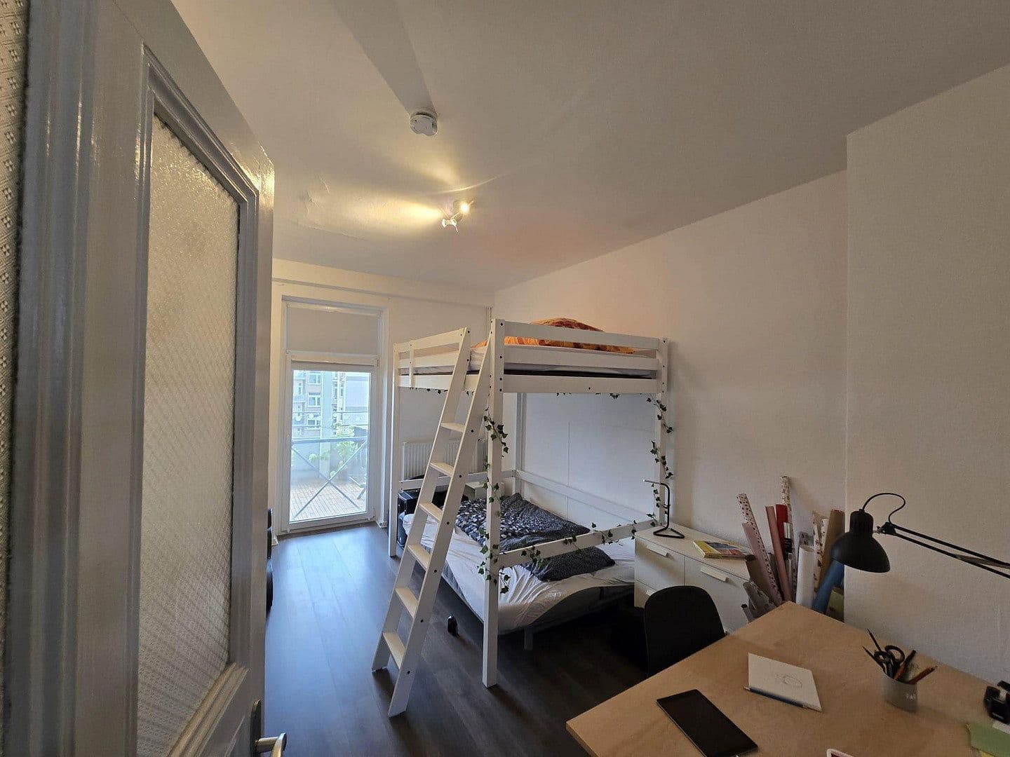 Prenájom bytu 5-izbový 165 m², Wettorstr. 13, Hameln, Dolné Sasko Prenájom bytu 5-izbový 165 m², Wettorstr. 13, Hameln, Dolné Sasko