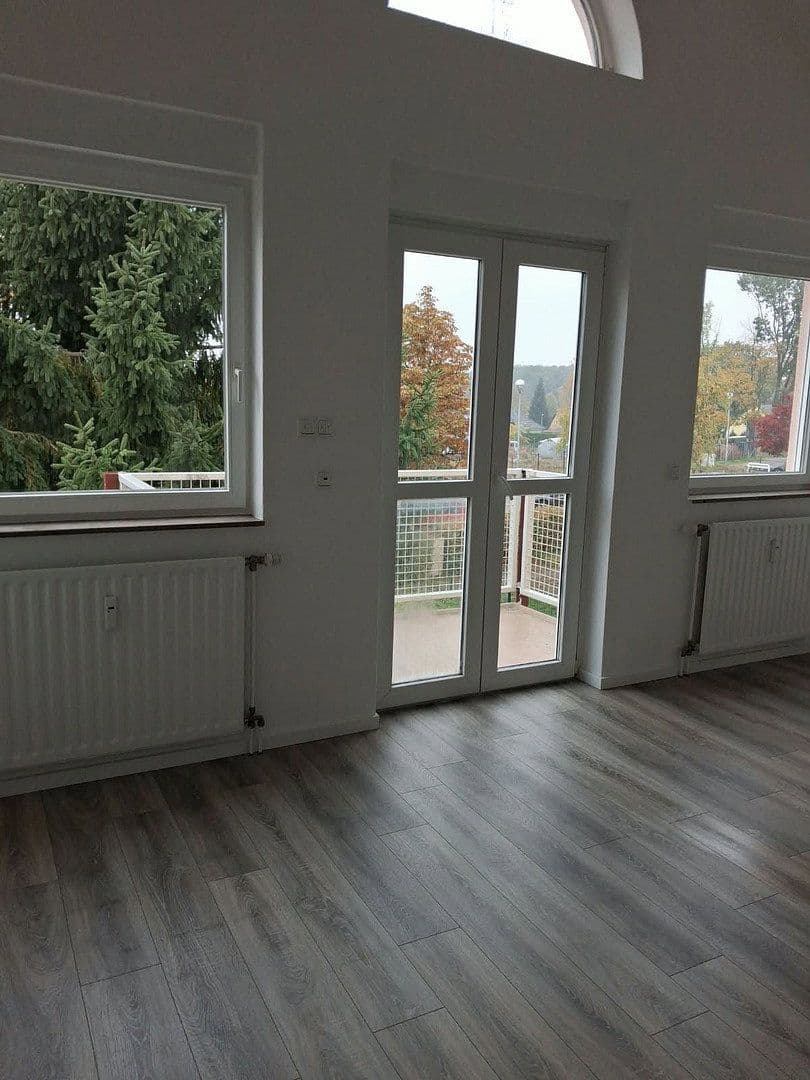 Prenájom bytu 1-izbový 30 m², Bergstrasse 1, Mittenwalde, Brandenbursko Prenájom bytu 1-izbový 30 m², Bergstrasse 1, Mittenwalde, Brandenbursko