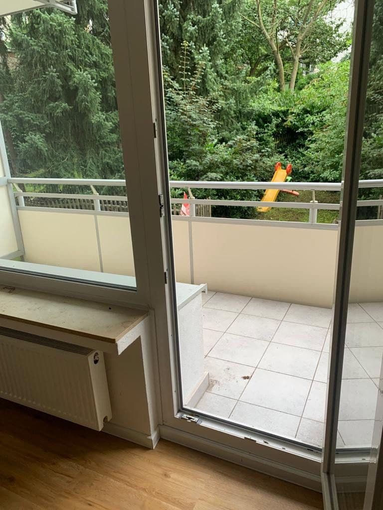 Prenájom bytu 2-izbový 60 m², Fischertal, Wuppertal, Severné Porýnie - Westfálsko Prenájom bytu 2-izbový 60 m², Fischertal, Wuppertal, Severné Porýnie - Westfálsko