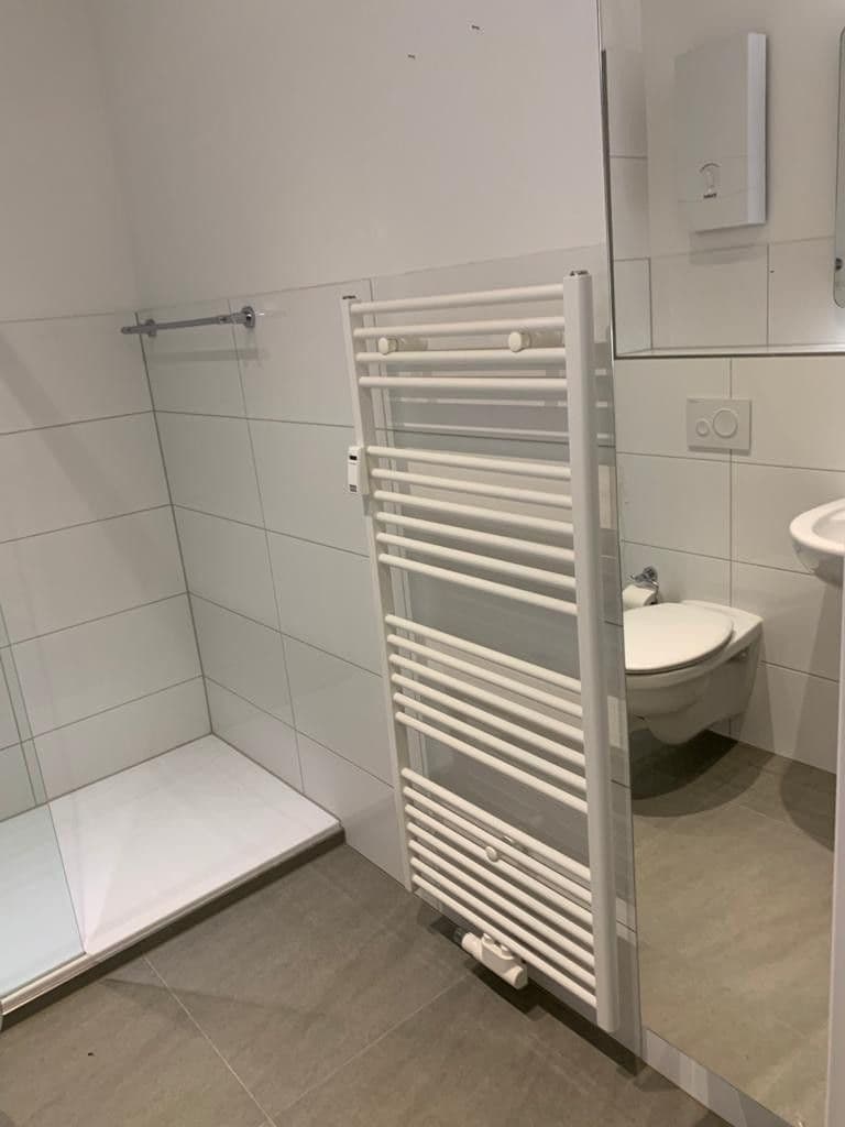 Prenájom bytu 2-izbový 60 m², Fischertal, Wuppertal, Severné Porýnie - Westfálsko Prenájom bytu 2-izbový 60 m², Fischertal, Wuppertal, Severné Porýnie - Westfálsko
