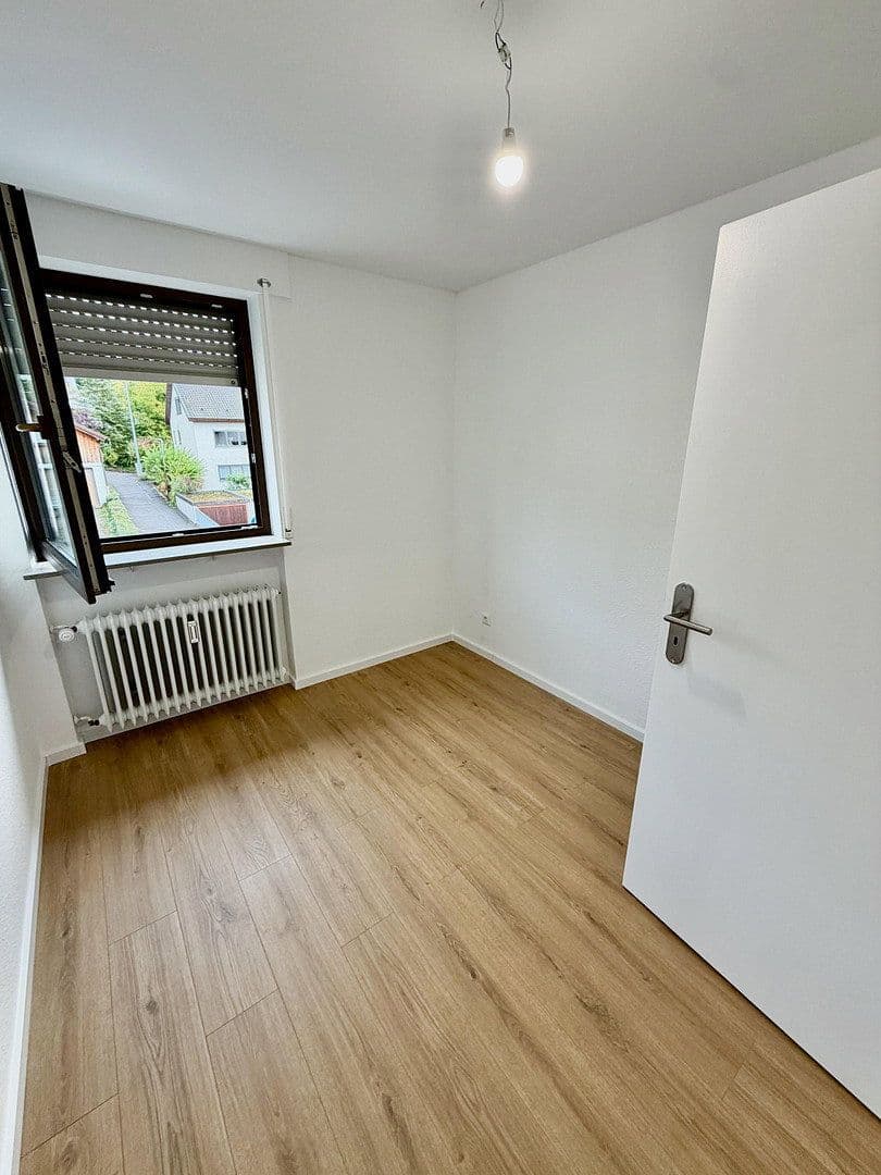 Prenájom bytu 4-izbový 82 m², Plüderhausen, Bádensko-Wurttembersko Prenájom bytu 4-izbový 82 m², Plüderhausen, Bádensko-Wurttembersko