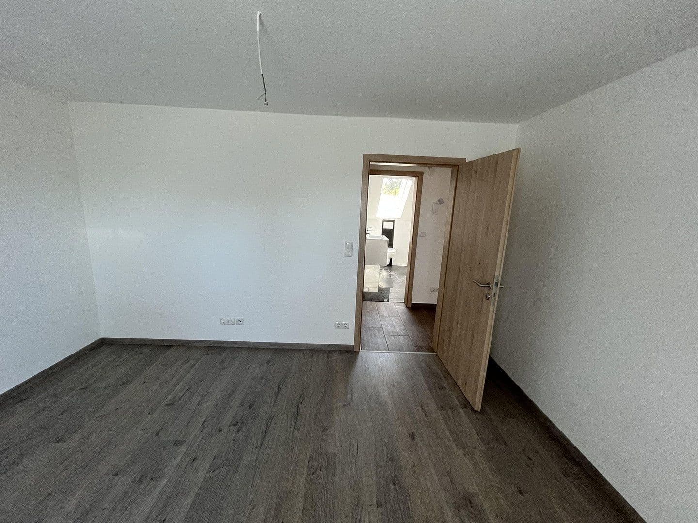 Prenájom bytu 3-izbový 50 m², Loheweg 2, Erlangen - Dechsendorf, Bavorsko Prenájom bytu 3-izbový 50 m², Loheweg 2, Erlangen - Dechsendorf, Bavorsko
