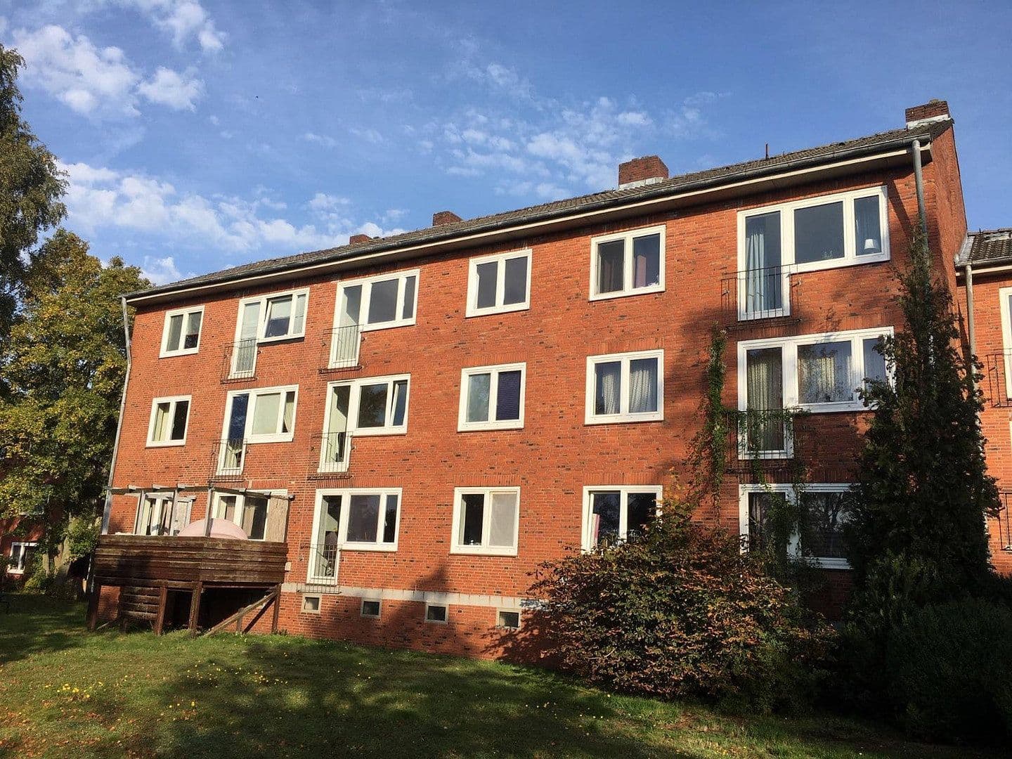 Predaj domu 1.560 m², pozemok 5.159 m², Achtermoor 19 und 21, Moorrege, Šlezvicko-Holštajnsko Predaj domu 1.560 m², pozemok 5.159 m², Achtermoor 19 und 21, Moorrege, Šlezvicko-Holštajnsko