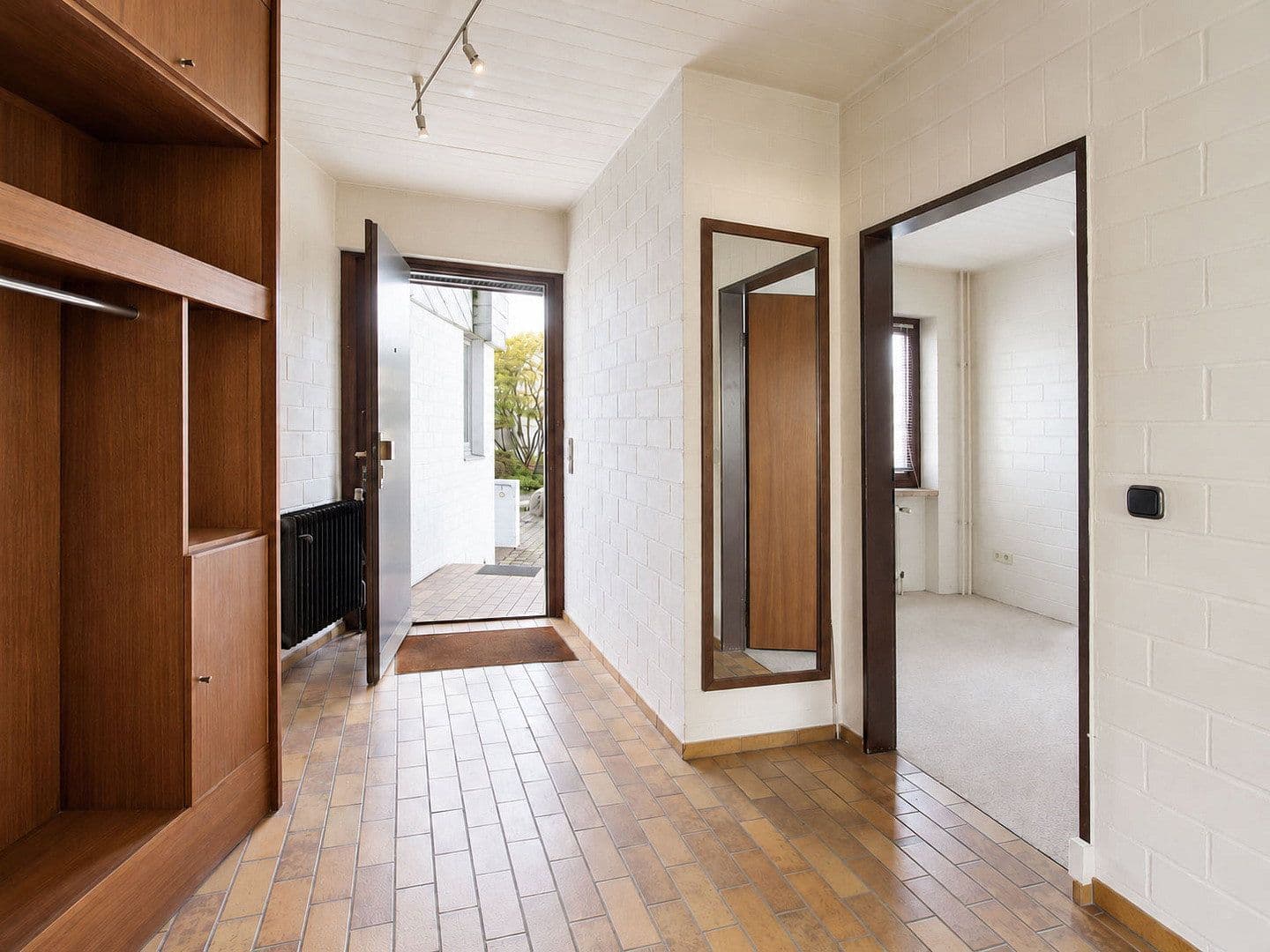 Predaj domu 160 m², pozemok 350 m², Kiel, Šlezvicko-Holštajnsko Predaj domu 160 m², pozemok 350 m², Kiel, Šlezvicko-Holštajnsko