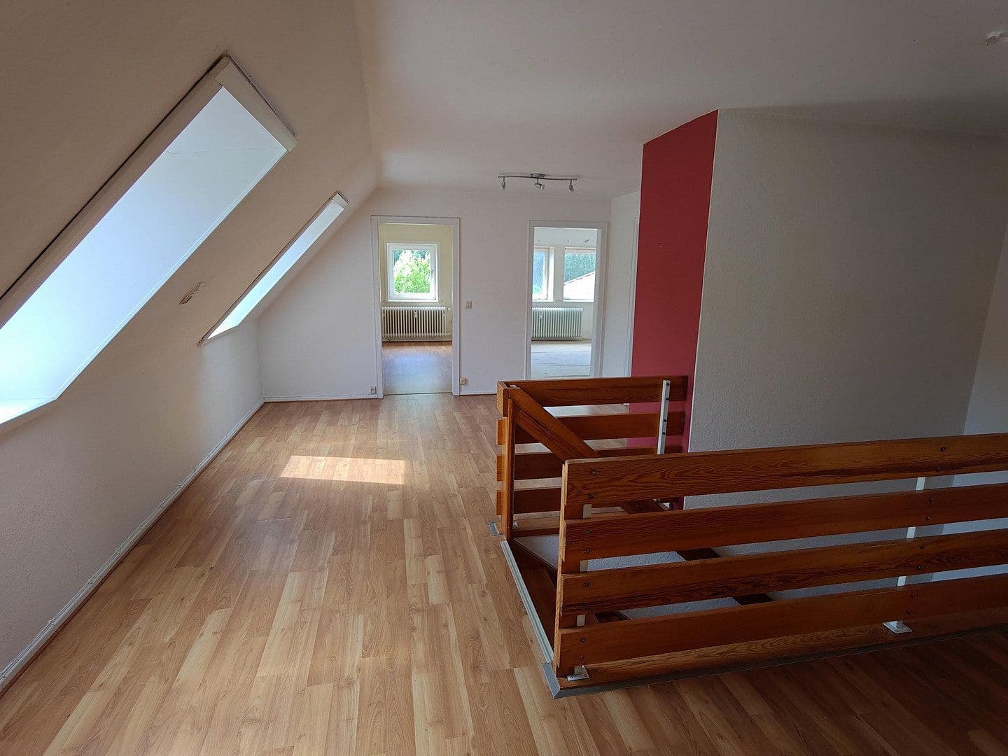 Predaj domu 350 m², pozemok 2.500 m², Soltauer Straße 19, Uelzen, Dolné Sasko Predaj domu 350 m², pozemok 2.500 m², Soltauer Straße 19, Uelzen, Dolné Sasko