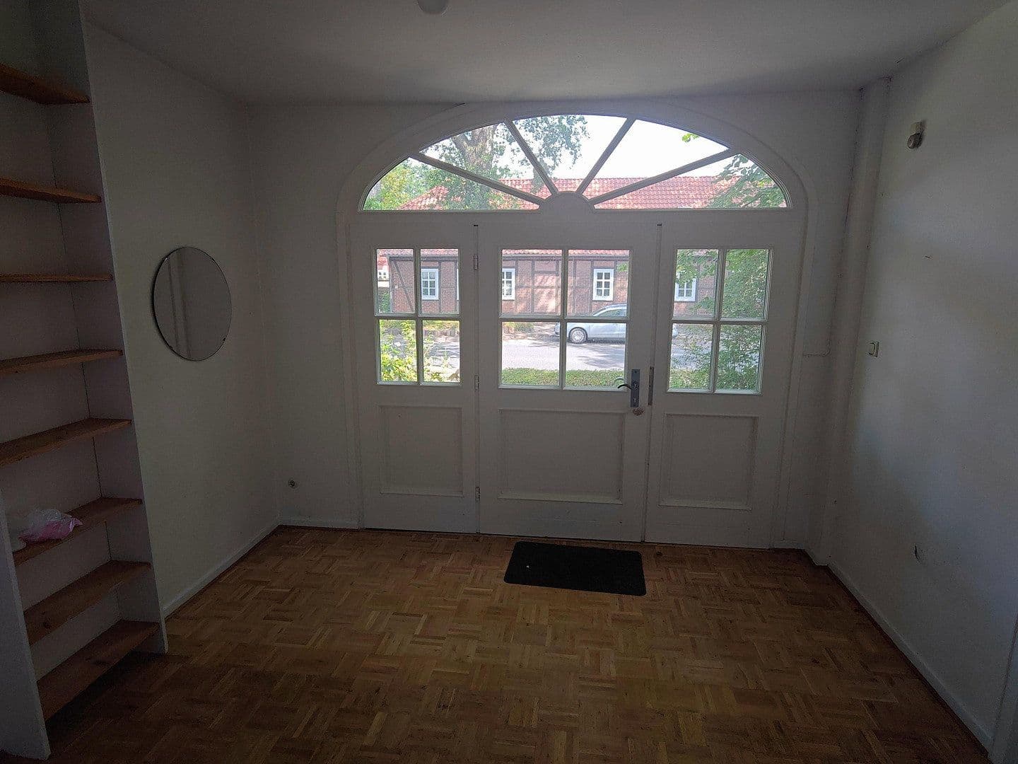 Predaj domu 350 m², pozemok 2.500 m², Soltauer Straße 19, Uelzen, Dolné Sasko Predaj domu 350 m², pozemok 2.500 m², Soltauer Straße 19, Uelzen, Dolné Sasko